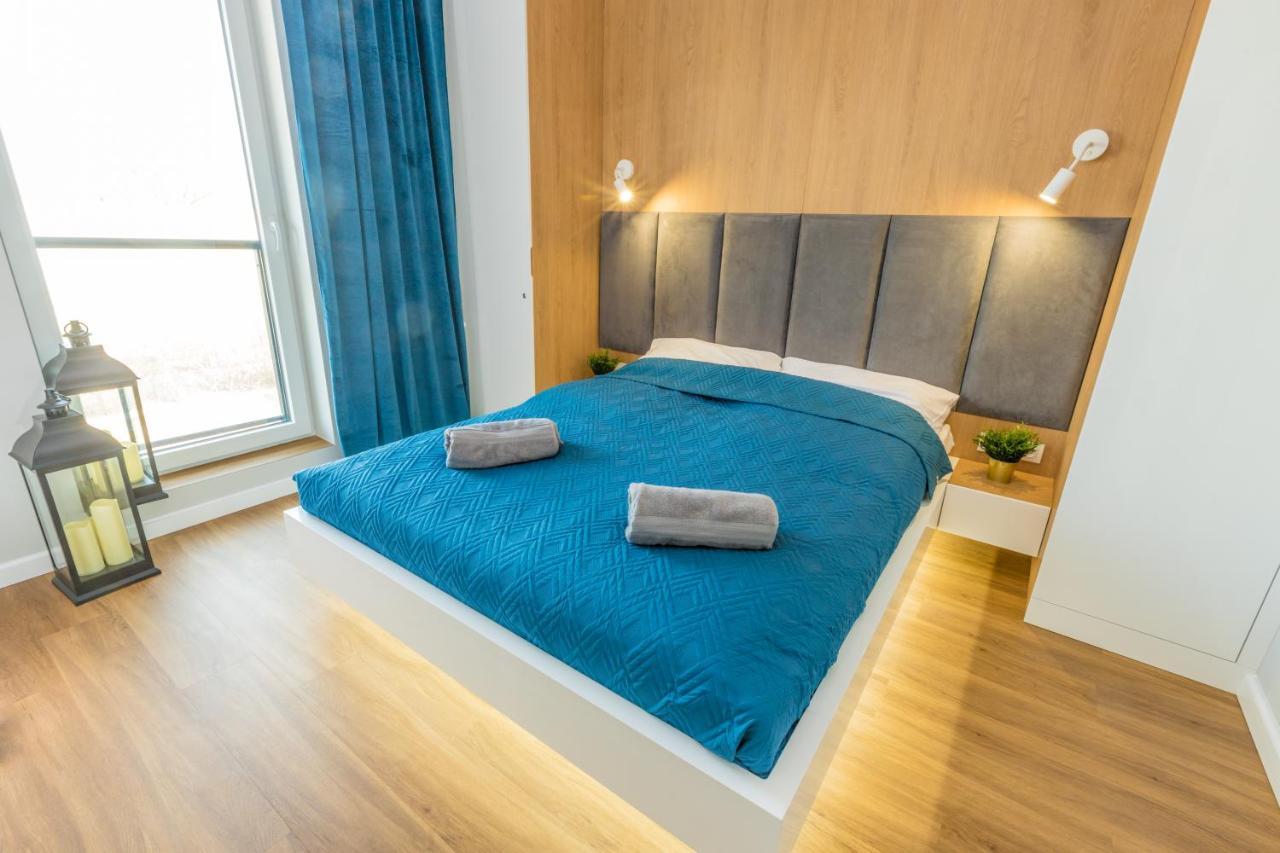 Royal Manu Apartment Netflix วูดช์ ภายนอก รูปภาพ