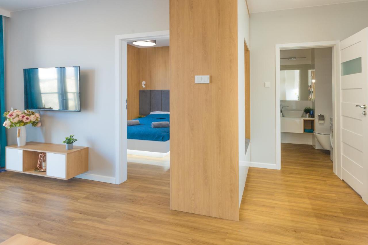 Royal Manu Apartment Netflix วูดช์ ภายนอก รูปภาพ