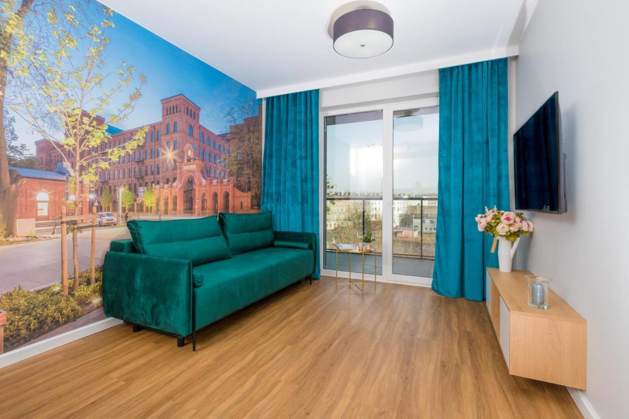 Royal Manu Apartment Netflix วูดช์ ภายนอก รูปภาพ